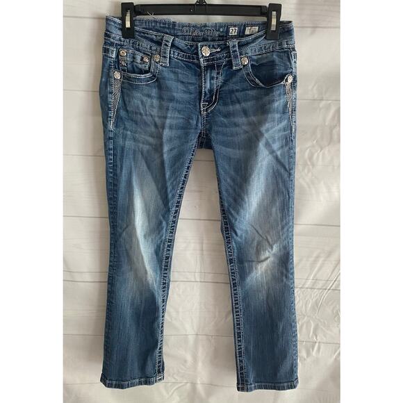 Miss Me Signature Crop Embellished Gems Jeans (27-28”Wx24”L) Style #: JE8664C# - Picture 1 of 10